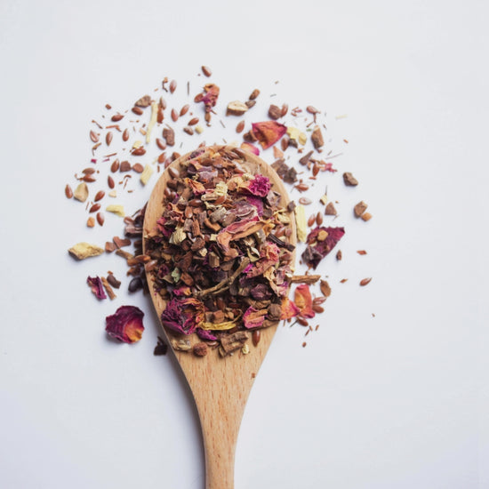 Soul Sip and Co - Release Herbal Tea Blend - Detox - Organic Loose Leaf - Pouch Video